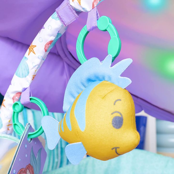 bright-starts-the-little-mermaid-twinkle-trove-light-up-musical-baby-activity-gym-with-tummy-time-pillow-ราคา-4-390-บาท