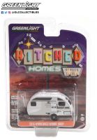 Greenlight 1/64 Hitched Homes Series 11 - 2016 Winnebago Winnie Drop 34110-D