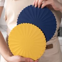 18cm Daisy Silicone Coaster Kitchen Table Placemats Heat Resistant Anti-scalding Mats Decoration Accessories Hot Pad Dining Mat