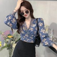 【COD ✔️ Ready Stock 】Womens Korean Top Floral Blouses V Neck Shirts Lace Bandage Top Exposed Navel Tops Long Sleeves Croptop