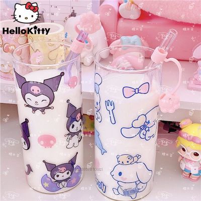 【High-end cups】 Kawaii Sanrio ถ้วยฟางแก้ว Cinnamoroll Kuromi Melody การ์ตูนแบบพกพาโปร่งใสเด็ก Sippy ถ้วยแก้วน้ำผลไม้เครื่องดื่มถ้วย