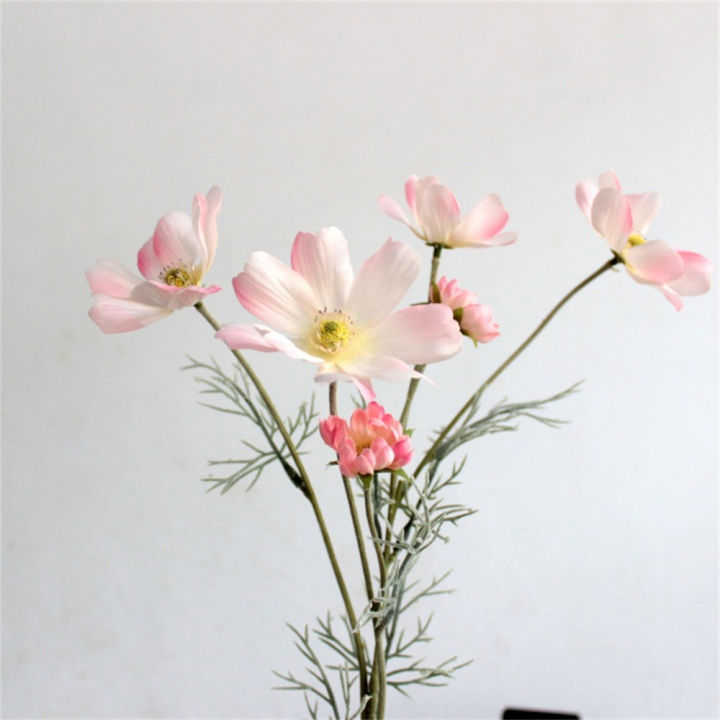 4การจัดเรียงส้อมเลียนแบบสาขาราชินีดอกไม้ปลอมของตกแต่งงานแต่งงานดอกไม้เกซาง