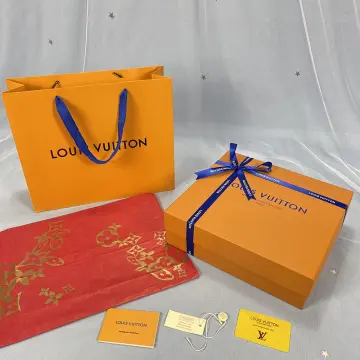 Louis Vuitton wallet box, shopping bag and dust cloth in 2023