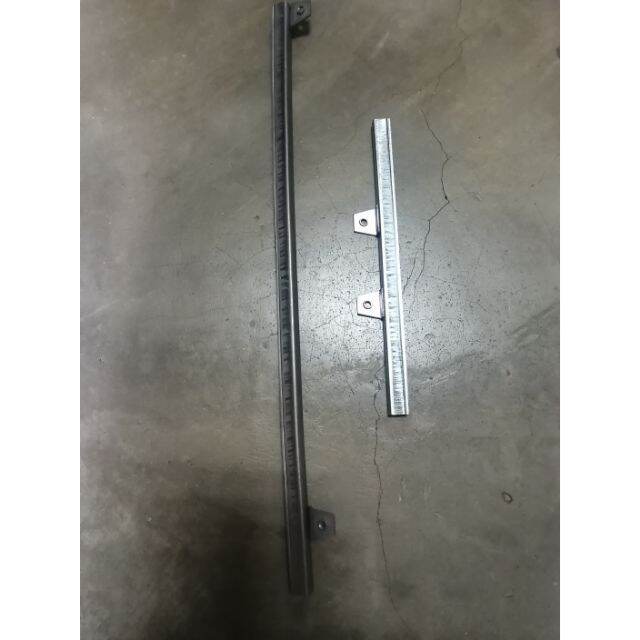 SAGA ISWARA DOOR GLASS HOLDER AND DOOR GLASS RUBBER PAD HOLDER FRT LH