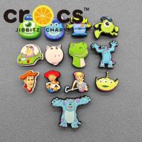 Jibbitz cross charms หัวเข็มขัดรองเท้า อุปกรณ์เสริมรองเท้า การ์ตูนสนุก ตกแต่งหัวเข็มขัด