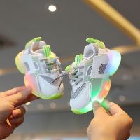 [Flying shoes] รองเท้าเด็กฤดูใบไม้ร่วง2021 1-6ปีสไตล์เกาหลีดีไซน์เนอร์เทนนิส Zapatillas ข้อมูลไฟ LED ลูกไม้