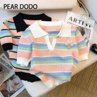 PEAR DODO เสื้อโปโลแขนสั้นสำหรับผู้หญิงเสื้อโปโลลายทางดอกไม้ประดับเกาหลี