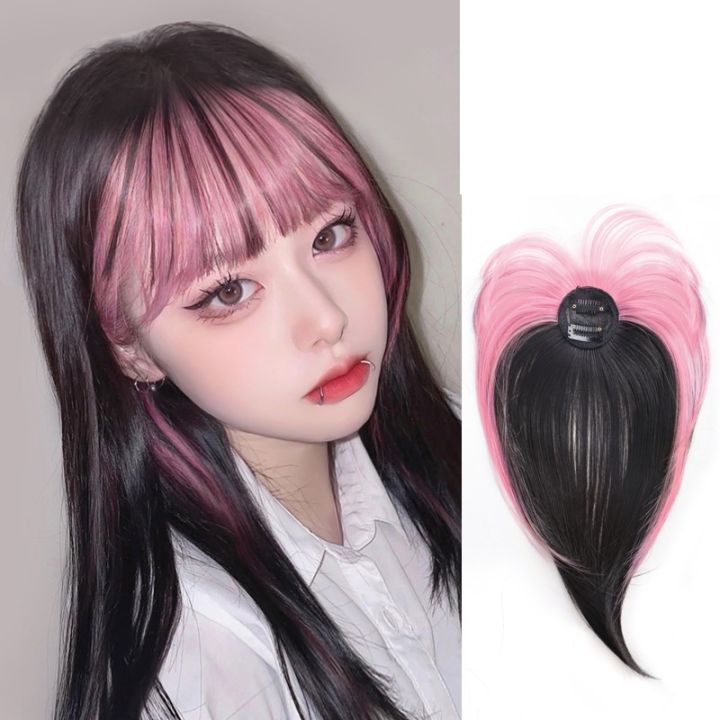 Với tóc mái giả Hàn Quốc, bạn sẽ tự tin tạo nên phong cách thời thượng cho bản thân. Với kiểu tóc này, bạn sẽ trông trẻ trung hơn và thu hút mọi ánh nhìn khi xuất hiện tại bất cứ đâu.