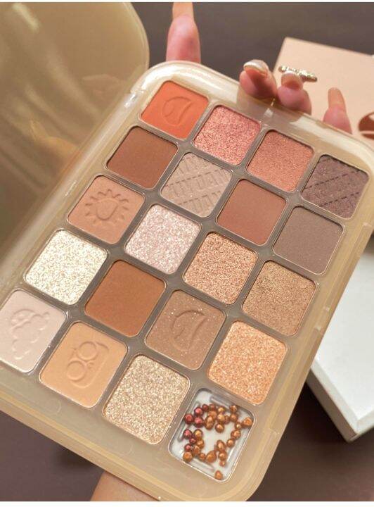 eye-shadow-palette-pearly-matte-earth-อายแชโดว์-20สี-สีสวย-ละมุน-เนื้อแมทต์-ติดทน-กันน้ำ-กันเหงื่อ