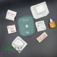 First Aid bag กระเป๋าพยาบาล กระเป๋าปฐมพยาบาล กระเป๋าพยาบาลฉุกเฉิน  สำหรับจัดเซตอุปกรณ์ทำแผลเล็ก ยาสามัญประจำบ้าน พกพาติดตัว ติดรถไว้ใช้ในยามฉุกเฉินได้ หรือไปแค้มปิ้งนอกบ้านก็ควรต้องมีติดตัว TKT Adventure shop ร้านขายของเดินป่า