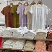 2023ใหม่ Uniqlo เสื้อยืดแขนเสื้อแขนสั้นคอกลมมีพุ่มไม้สำหรับผู้หญิงห้องลองเสื้อบ้านสีบริสุทธิ์ทำให้เสื้อผ้าด้านบนไม่มีซับในของใหม่ฤดูร้อนชุดเดรสทรงหลวมอ้วนมม. 2023