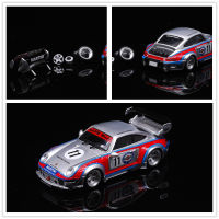 ซม.รุ่น1:64 Prosche RWB 993แข่งมาร์ตินี่ #11รถโมเดลDiecast