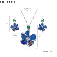 ต่างหูดอกไม้เรซินสังเคราะห์เคลือบเพทายจี้รูปแมลงปอร้าน Quolin Cloisonné จี้ผีเสื้อสองสีเซ็ตสร้อยคอเคลือบ