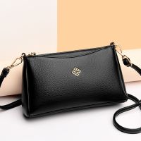 [COD] Small bag girl 2021 autumn new Korean version fashion middle-aged soft leather shoulder Messenger female on behalf of the hair