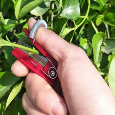 2pcs Vegetable Thumb Knifes Gardening Harvesting Tool Fruit Picker Plants Trimmer SeparatorFruit Picking Tools Garden Pruner