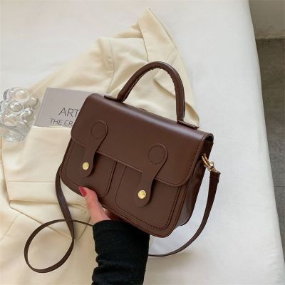 ปีนี้เป็นที่นิยมเฉพาะกลุ่ม Vintage Bag 2023 กระเป๋าใหม่สำหรับผู้หญิงฤดูใบไม้ร่วงและฤดูหนาวกระเป๋าสะพายไหล่กระเป๋าสะพายไหล่ความรู้สึกพรีเมี่ยมกระเป๋าสี่เหลี่ยมขนาดเล็ก