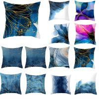 【CW】 Gold Throw Pillows