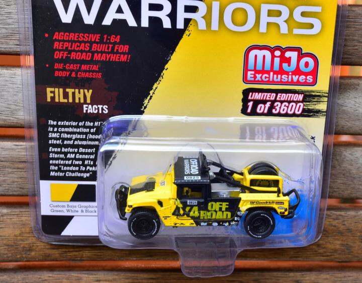 Ô tô mô hình tỉ lệ 1:64 Johnny Lightning Mijo EXCLUSIVES Off Road Warriors  4x4 Hummer H1 Race Truck Limited Edition 