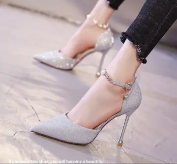 Silver heels hi-res stock photography and images - Alamy-hkpdtq2012.edu.vn