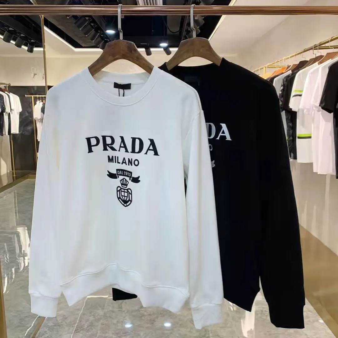 Prada Sweatshirt New Triangle Classic Chest Thermal Transfer Cotton T-shirt  Loose and Simple Trend for Men and Women Couples. | Lazada