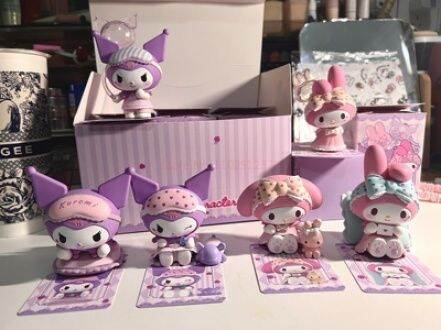 ร้อนอะนิเมะ-sanrio-kawayi-kuromi-mymelody-ชุดนอนรักตาบอดกล่อง-handmate-จี้พีวีซีเก็บรูปรถตกแต่ง