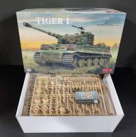 RFM 5080 1/35 Tiger I Late Production Zimmerit &amp; Full Interior (โมเดลรถถัง Model DreamCraft)