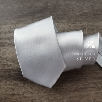 Men in tie เนคไทสีเงิน ขนาด 7cm Silver silk tie เนคไทงานแต่ง