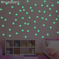 ✽ 100pcs Stars Wall Stickers For Kids Room Bedroom Decor Glow In The Dark Earth Wall Decals Noctilucent Stickers Home Decor 50