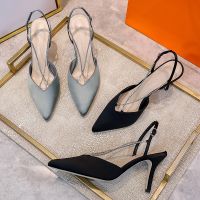 The new 2023 chun xia pointed a word diamond chain buckle sandals women cross take baotou flat heels