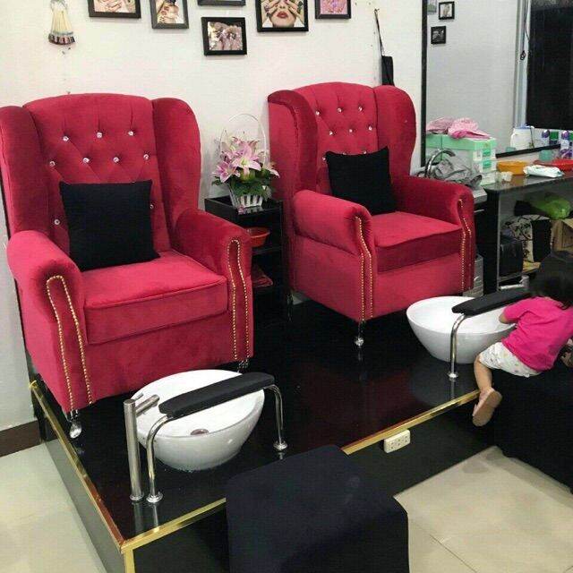 Nếu bạn đang muốn tìm kiếm một chiếc ghế sofa để làm nail nhưng lại muốn giá cả phải chăng, hãy đến với chúng tôi. Chúng tôi cung cấp nhiều lựa chọn với giá thành hợp lý để bạn có thể lựa chọn theo nhu cầu của mình.