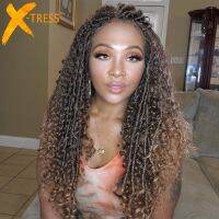 X-TRESS Faux Locs วิกผมสังเคราะห์ตรงผสม Barids หยิกหยักศกถักเปียสี Ombre สีน้ำตาลสำหรับผู้หญิงผิวดำ Dreadlock นุ่ม