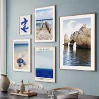 บทคัดย่อ Blue Ocean Cliff Lighthouse Bird Vacation Beach Living Room Decor ภาพวาดผ้าใบโปสเตอร์และภาพพิมพ์สำหรับ Wall Art