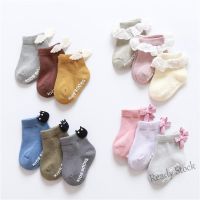 【hot sale】 ☬ C10 3 pairs of spring and summer new boneless baby socks cute accessories non-slip dispensing baby floor socks