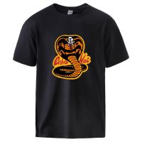 เสื้อยืดแขนสั้นพิมพ์ลาย Cobra Kai ทรงหลวมสไตล์ฮิปฮอปสําหรับผู้ชาย 2021 OCDU