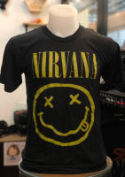 เสื้อลายยิ้ม Nirvana หัสN101 เสื้อวงดนตรี ร็อคต่างประเทศ เสื้อชาวร็อค เสื้อtour would เสื้อยืดคอกลม เสื้อยืดผู้ชาย เสื้อสไตล์วินเทจ ไม่มีตะเข็บขาง สรีนหน้าและหลังขับเนื้อ งานผ้าบาง ผ้า5050 ผ้า3D ป๊าย3Dt-shirt สักเครื่องได้ ไม่หด ไม่ลอก รา