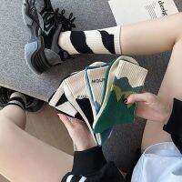 ถุงเท้ากีฬา ผ้าฝ้าย แนวแฟชั่น ใส่ได้ทั้งชายและหญิง Korean street trend socks All cotton breathable long socks