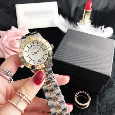 นาฬิกาข้อมือสำหรับสุภาพสตรีหน้าปัดจอแสดงปฏิทินคู่สไตล์ธุรกิจนาฬิกาผู้หญิง