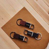 ZETTINO พวงกุญแจหนังแท้ l Classic Keychain