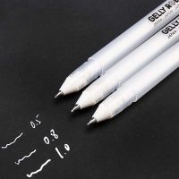 [HOT BYIIIXWKLOLJ 628]ปากกามาร์คปากกาหมึกเจลสีขาว3ชิ้นขนาด0.5มม. 0.8มม. 1.0มม. กระดาษแข็งสีดำศิลปะปากการะบายสีจัดหาปากกาสำหรับนักเรียนเส้นสีขาว