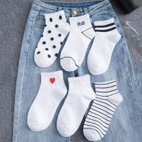 【Sock shop】5คู่/ล็อตผู้หญิง39; ใหม่การ์ตูนถุงเท้าระบายอากาศญี่ปุ่นบางส่วนฤดูร้อนลายรักถุงเท้าผ้าฝ้ายสำหรับผู้หญิงถุงน่อง