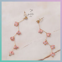 [petite by PRAKYRE] Pink Sakura Dangle Earrings - ต่างหูห้อยรูปดอกไม้สีชมพูสไตล์สาวหวาน