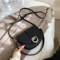 Chic Design Small Saddle Shoulder Bags For Women Metallic Buckle Half Moon Crossbody Bags High Quality PU Leather Baguette Purse