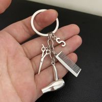 【DT】2021 Hair stylist essential hair dryer scissors comb Decorative Keychains Hairdressers Gift Key Rings Hair Dryer letter Keyring hot