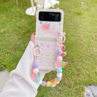 เคสโทรศัพท์สายรัดข้อมือลูกปัดลายการ์ตูนน่ารักใสสำหรับ Samsung Galaxy Z Flip 5 4 3 5G ฝา Flip4 Flip3 Flip5พีซีพลาสติกกันกระแทก