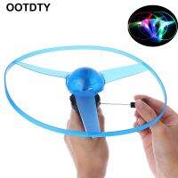 【CW】 1 Piece LED Flashing Plastic Pull String Flying Saucer Propeller Toy Disc Helicopter New