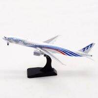 เครื่องบินโบอิ้ง B777-300ER เครื่องบินโดยสารอัลลอยและพลาสติกรุ่น1:400ของเล่นของขวัญของสะสม Diecast