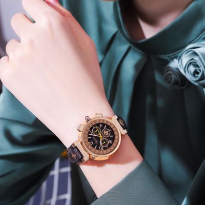 Hot Seller 2023 new high-end waterproof light luxury watch womens retro presbyopia same style all-match personalized fashion quartz