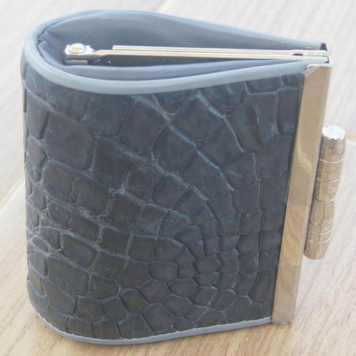 crocodile-wallet-สวยงาม-ทนทานใช้คุ้มค่างานฝีมือ-กระเป๋าหนังเป็นหนังจรเข้แท้-งานฝีมือไทย