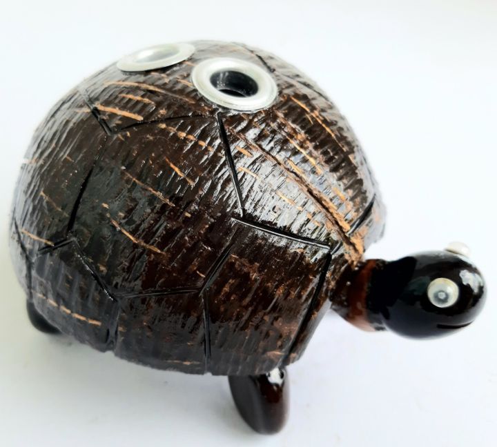 เต่าเสียบ-ทำด้วยกะลามะพร้าว-งาน-handmade-จากภูมิปัญญาชาวบ้าน-สำหรับเสีบยปากกา-ดินสอ