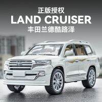 1:24รถอัลลอยด์ Land Cruiser รุ่น6เปิดพร้อมเอฟเฟกต์แสงรถของเล่น